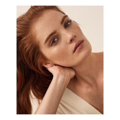 212 Likes, 7 Comments - Mary Fix (@maryfixfix) on Instagram: “⭐️ Congratulations to @alexinagraham on her confirmation for the upcoming @victoriassecret fashion…” Alexina Graham, Redhead Model, I Love Redheads, English Fashion, Victoria Secret Angels, Victoria Secret Fashion Show, Best Model, These Girls, Beauty Photography