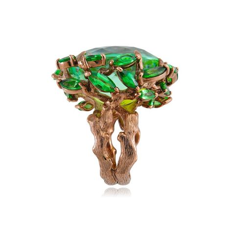 Inspired by an intriguing royal in ancient history, the new Lydia Courteille jewellery collection is a tale of biblical proportions. Lydia Courteille Jewelry, Queen Of Sheba, Tsavorite Ring, Funky Rings, Rare Jewelry, Gemstone Ring Silver, Peridot Earrings, Green Jewelry, Gold Jewelry Indian