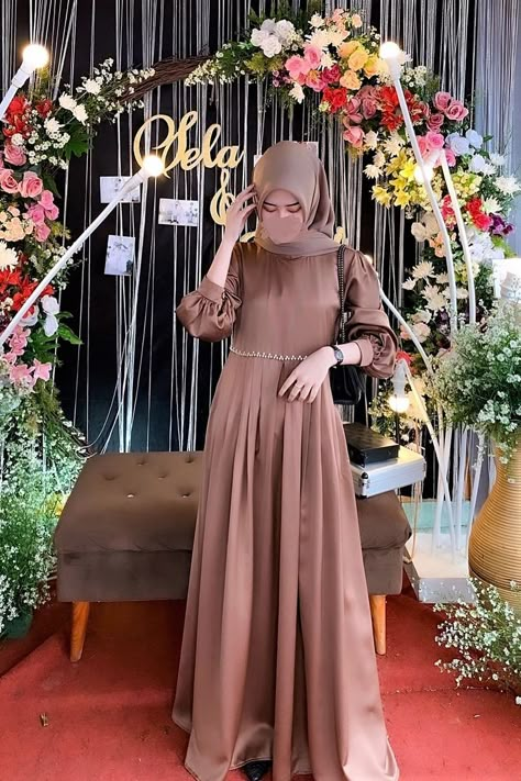 baju pesta, baju kondangan, ootd kondangan, baju lebaran, busana pesta, ootd lebaran, kebaya pesta, gaun pesta, gaun pernikahan, gaun gamis, gamis kondangan, ootd gamis, dress pesta, dress kondangan, ootd dress, ootd gamis, outfit kondangan, outfit pesta, outfit lebaran Baju Bridesmaid Modern Hijab, Dress Muslim Modern, Braidsmaid Dresses, Model Gamis, Dress Pesta, Hijab Wedding, Kebaya Dress, Hijab Dress, Fashion Mode