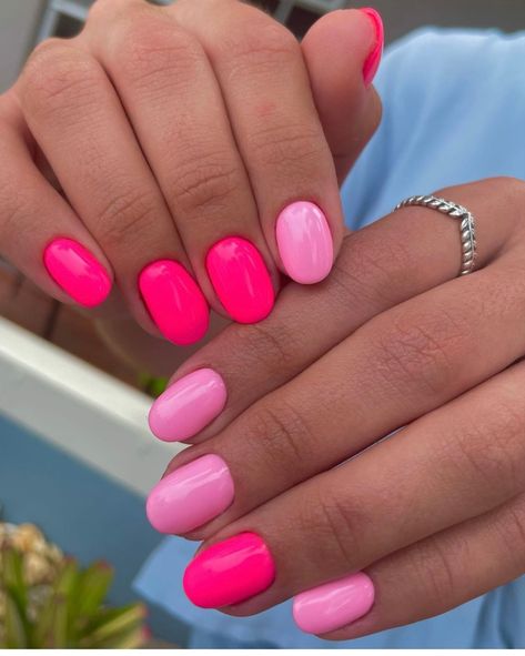 Barbie Pink Nails, Smink Inspiration, Simple Gel Nails, Her Nails, Cute Gel Nails, Pink Nail Polish, Pink Nail, Spring Nail, Dipped Nails