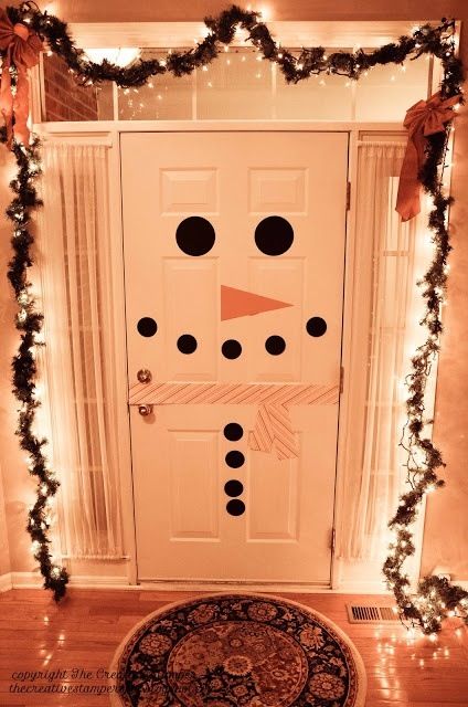 Cute & Easy Holiday Decorations - Princess Pinky Girl Easy Holiday Decorations, Jul Diy, Ribbon Ideas, Snowman Door, Tree Ribbon, Fun Christmas Decorations, Simple Holidays, Tree Ideas, Noel Christmas