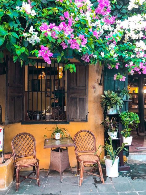 Vietnam Cafe, Old Town Cafe, Cabana Decor, Design My Room, Cafe Idea, Cafe Exterior, Terrace Restaurant, Decoration Shabby, Bg Design