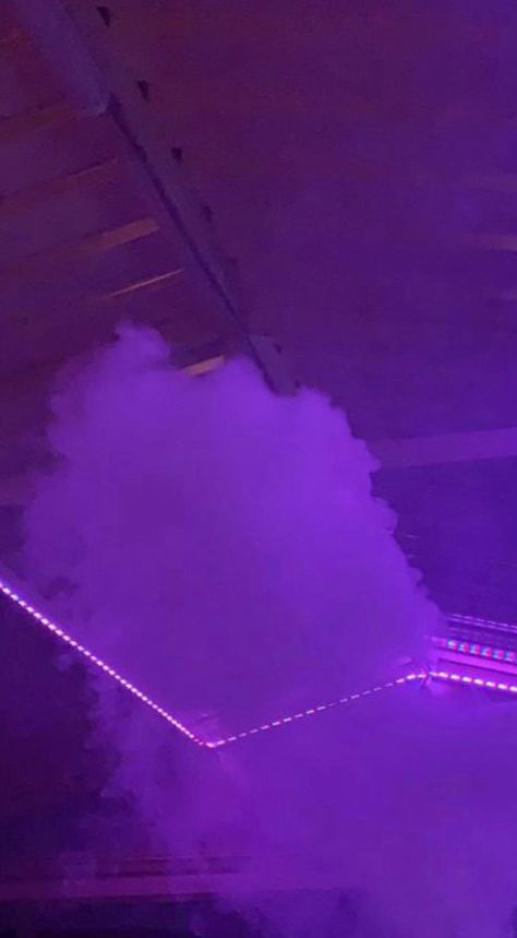 Vapepod Aesthetic Snap, Vapeing Fake Story Boomerang, Iphone Baddie Wallpaper, Vapeing Fake Story, Vapepod Aesthetic, Iphone Baddie, Led Lights Bedroom Aesthetic, Fake Snap Pics, High All The Time