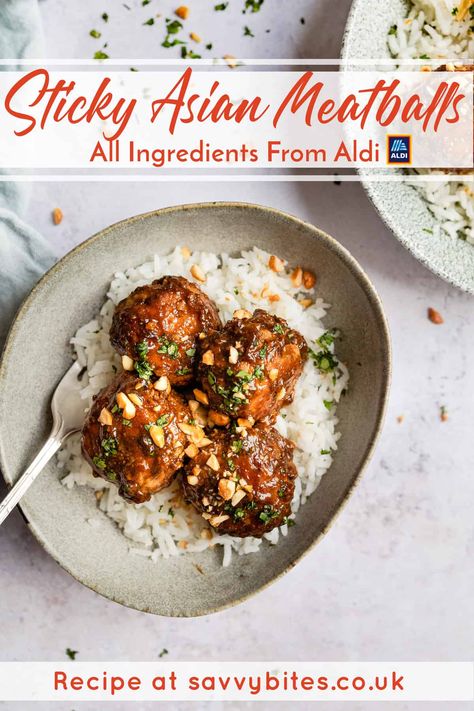 Quick, easy, & mega-flavorful Asian-Glazed Pork Meatballs, a weeknight favourite! Tender & juicy pork meatballs laced with ginger, garlic & finished in a sticky ginger-hoisin glaze for the perfect touch of salty-sweet. Browned on the stovetop, finished in the oven, & served over rice alongside some greens for an easy & healthy dinner in 35 minutes or less! #porkmeatballrecipes #meatballdinnerideas #asianmeatballs #gingermeatballs Sticky Asian Pork, Sticky Asian Sauce, Asian Inspired Dinner, Asian Pork Meatballs, Asian Meatballs, Pork Curry, Fakeaway Recipes, Meatball Dinner, Honey Pork