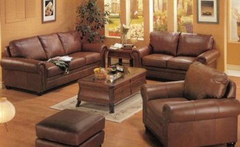 How to offset too much brown furniture Charcoal Living Rooms, Casual Living Room Furniture, Brown Leather Sofa Living Room, Brown And Cream Living Room, Brown And Blue Living Room, Brown Furniture Living Room, Brown Sofa Living Room, Brown Living Room Decor, Brown Couch Living Room