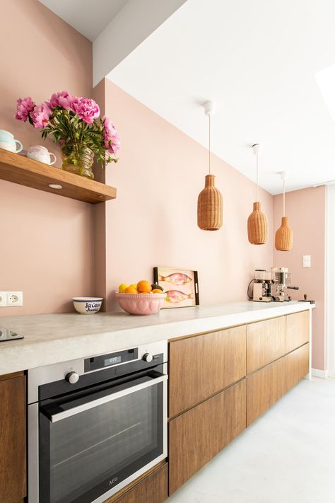 Carrara Kitchen, Ikea Metod Kitchen, Curved Kitchen, Kitchen Cost, Pink Bohemian, Metod Kitchen, Bamboo Kitchen, Simple Kitchen Design, Ikea Kitchen Cabinets