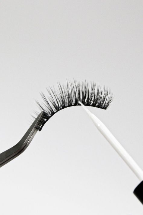 Eye Lashes Product Photography, False Lashes Aesthetic, Eyelash Photoshoot, Rhinestone Makeup Looks, Eyelash Photography, Lash Shoot, Lashes Photo, Lashes Application, Apply False Eyelashes