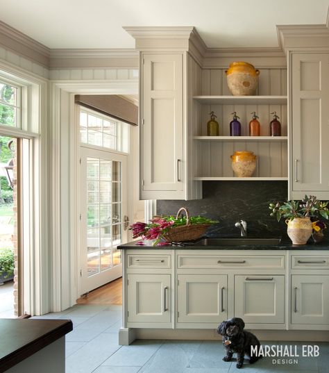 dining-interior-design-7 Soapstone Countertops Kitchen, Rustic Beams, Tan Kitchen, Soapstone Kitchen, Luxe Magazine, Soapstone Countertops, Dark Countertops, Decor Pad, Herringbone Backsplash