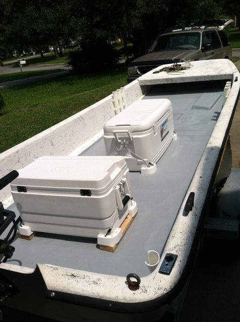 Runnin' Lean & Mean! Brian McKim's 1999 Carolina Skiff J16 - Jon Boat Modifications, Boat Upgrades, John Boats, Folding Boat, Flats Boat, Duck Boat, Fishing Vessel, Salt Water Fishing, Jon Boat