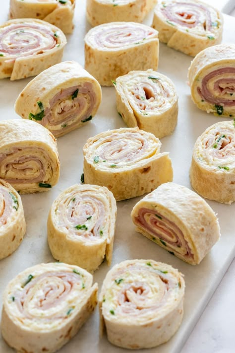 Turkey Pinwheels Gluten Free Roll Ups, Weight Watcher Pinwheels, Turkey Pin Wheels Appetizers, Pinwheel Tortilla Wraps Roll Ups, Picnic Roll Ups, Pinwheel Sandwiches Cream Cheese, Easy Rollups Appetizers, Hand Held Wedding Food, Ham Turkey Pinwheels