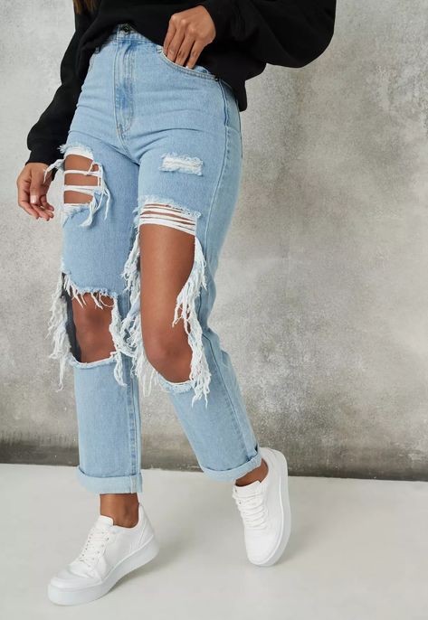 Torn Jeans Outfit, Loose Jeans Outfit, Stylish Jeans Outfit, Cute Ripped Jeans, Jeans Outfit For Work, Trail Cam, Hand Shadows, Fashion Haul, Light Denim Jeans