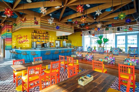 Californian-Mexican restaurant opens up at The Palm’s West Beach - Caterer Middle East Beachfront Restaurant, Mexican Fusion, Mexican Restaurant Design, Tuna Ceviche, Restaurants In Dubai, Traditional Mexican Dishes, Saturday Brunch, Mexican Beaches, Soft Tacos