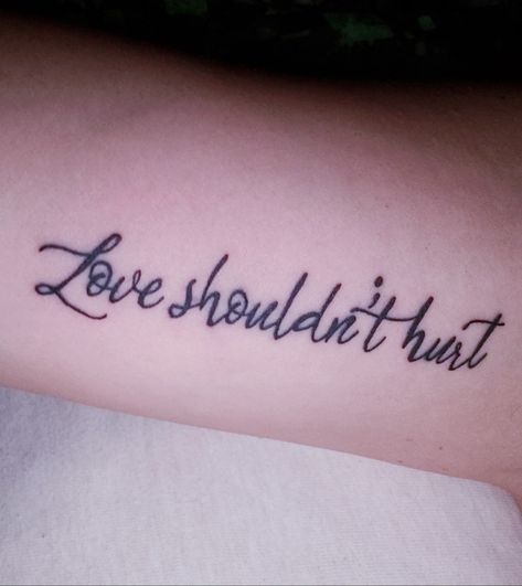 Tattoo Ideas For Breakup, Im A Survivor Tattoo, Survivor Quote Tattoo, Domestic Tattoo Ideas, Tattoos For Dv Survivors, Dv Awareness Tattoo, Tattoos For Narcissists Survivors, Domestic Survivor Tattoo Ideas, Domestic Survivor Tattoos For Women