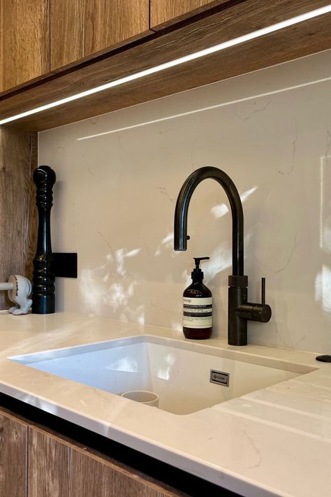 The pairing of our Ligna Farmhouse Oak and the Onyx Handlerails makes for the perfect space to house the stunning, all black Quooker tap. Quooker Tap, Handleless Kitchen, Scandi Design, Minimalist Kitchen, Kitchen Styling, Wood Finish, All Black, Onyx, Tap