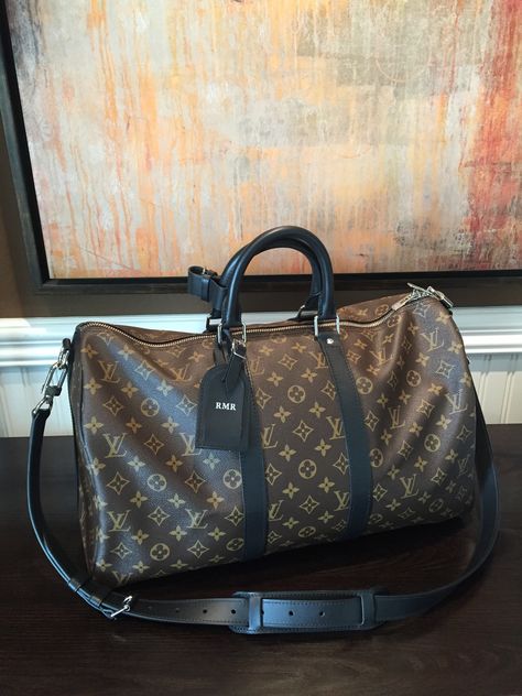 Louis Vuitton Outfit Ideas, Lv Keepall, Melie Louis Vuitton, Louis Vuitton Bag Outfit, Louis Vuitton Keepall 45, Sac Louis Vuitton, Louis Vuitton Paris, Cute Luggage, Louis Vuitton Luggage