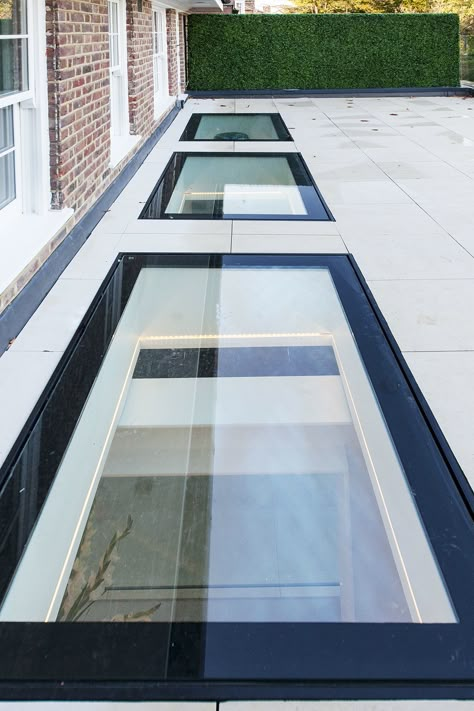 Architecture Extension, Glass Roof Panels, Flat Roof Skylights, Walking On Glass, Lighting House, Flat Roof Extension, Roof Skylight, Skylight Design, Roof Lights