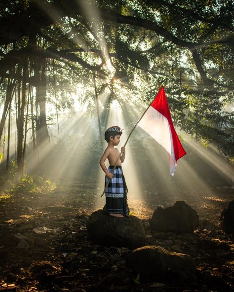 Balinese on 17 August "independence day" 17 August, 17 Agustus, Balinese, Christmas Wishes, Independence Day, Christmas