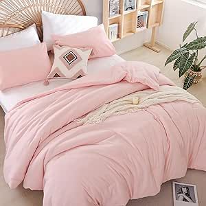 Turn every night into a slumber party with our cute and comfy bedding! Pink Dorm Room Decor, Pink Comforter Sets, Pink Dorm Rooms, Cozy Bedding Sets, Queen Size Comforter Sets, Pink Dorm, Pink Bed, Pink Comforter, Bed Comforter