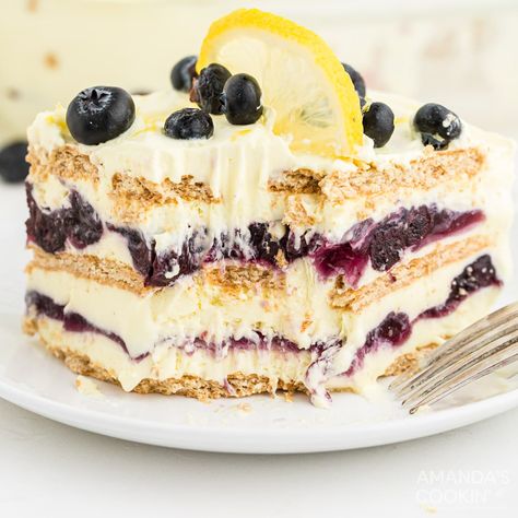 Lemon Blueberry Icebox Cake, Blueberry Icebox Cake, Lemon Icebox Cake, Icebox Cake Recipes, Blueberry Ice Cream, Blueberry Pie Filling, Blueberry Lemon Cake, Blueberry Desserts, Dessert Candles