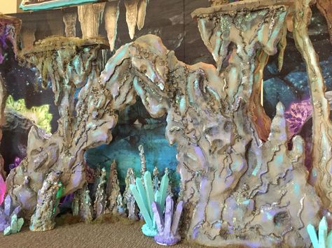 Cave Bulletin Board Ideas, Cave Theme Party, Cave Party Decorations, Cave Set Design, Cave Quest Vbs Decorations, Cave Birthday Party, Cave Grotto, Diy Cave, Pirate Cave