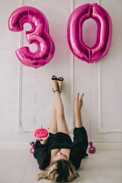 Photoshoot Ideas Valentines Day, Photoshoot Ideas Valentines, 30th Birthday Photoshoot Ideas, Happy Birthday 30, 30th Birthday Photoshoot, 30th Birthday Outfit, 30th Birthday Ideas For Women, Birthday Photoshoot Ideas, 30th Birthday Themes