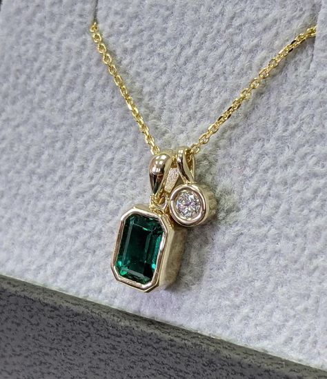 Emerald Pendant Set In Gold, Two Pendant Necklace, Two Stone Pendant Necklace, 3 Stone Pendant Necklace, Emerald Pendent Designs, 2 Stone Pendant Design, Two Stone Pendant Design, Two Stone Pendant, Stone Pendants Gold