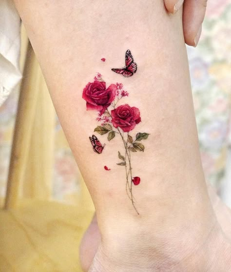 Rose And Butterfly Tattoo, Rose Tattoos For Women, Small Rose Tattoo, Butterfly Tattoos For Women, Red Rose Tattoo, Beautiful Flower Tattoos, Birth Flower Tattoos, Tatuaje A Color, Wrist Tattoos For Women