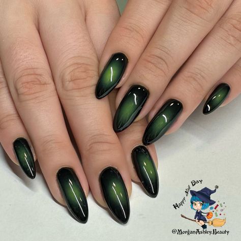 Posted by Zoe Scott. . As the leaves fall and winter whispers, it's not just your wardrobe that deserves a seasonal switch-up—your nails are calling for it too! In this arti... Check more at https://alexie.co/beauty/best-dark-green-nail-designs-to-try-today/ Dark Green Goth Nails, Ombre Nail Designs Green, Black Green Ombre Nails, Dark Green Aura Nails, Aura Nails Fall Colors, Dark Green Aesthetic Nails, Dark Green Halloween Nails, Black And Green Ombre Nails, Black And Green Halloween Nails