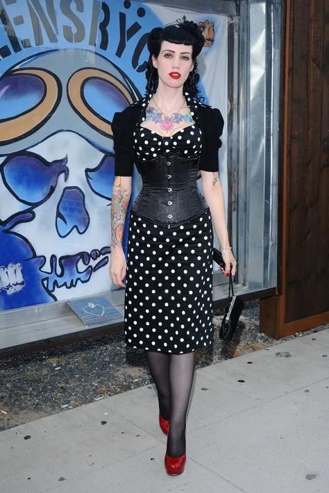 Dita Von Teese Outfits, Gothabilly Fashion, Psychobilly Fashion, Rockabilly Shoes, Urban Tribes, Goth Look, Fashion Events, Dallas Fashion, Dita Von