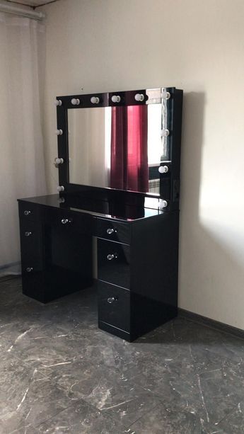 Makeup Studio Furniture, Makeup Furniture Ideas, Makeup Studio Design Ideas, Dream Makeup Room, Dressing Mirror Design, Makeup Studio Decor Interior Design, Home Makeup Studio, Makeup Furniture, Vanity Setup