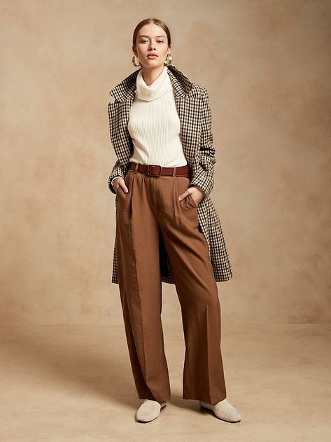 High-Rise Wide-Leg Pant | Banana Republic Camel Trousers Outfit, Brown Wide Leg Pants Outfit, Camel Color Outfits, Camel Pants Outfit, Brown Trousers Outfit, Wide Leg Trousers Outfit, Wide Leg Pants Outfit, Style Wide Leg Pants, Pants Outfit Casual