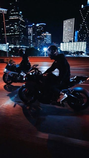 @leftb_hind on Instagram: "Bike life night life #bike #motorcycle #nightlife #twowheels" Study Island, Bike Night, Bike Gang, Bike Aesthetic, Motorcycle Aesthetic, Biker Aesthetic, Night Biking, November 3, Street Bikes