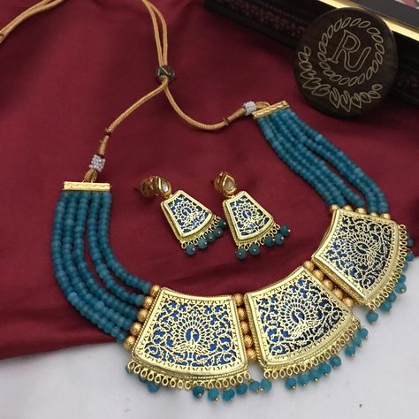 Theva necklace set..just rs 1750+ship..ftd0q..p Theva Jewellery, Thewa Jewellery, Bags Patterns, Gold Earrings Models, Jewelry Design Drawing, Diy Bags Patterns, Diy Bags, Design Drawing, Gold Jewellery Design