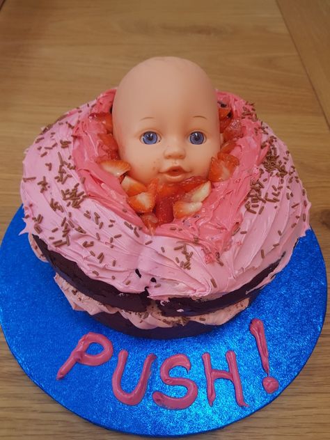 Funny Baby Shower Cakes, Cake Wrecks Hilarious, Not Pregnant Cake, Wake And Bake Meme, Birthing Memes Funny, Shower Cakes, Baby Shower Cakes, Birthday Cake, Shower