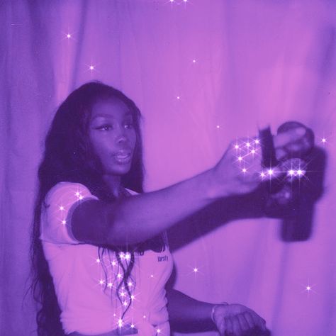 Sza Singer Wallpaper, Aesthetic Light Purple Wallpaper, Purple Aesthetic Light, Aesthetic Light Purple, Purple And Blue Room, Sza Aesthetic Wallpaper, Singer Wallpaper, Sza Aesthetic, Sza Singer