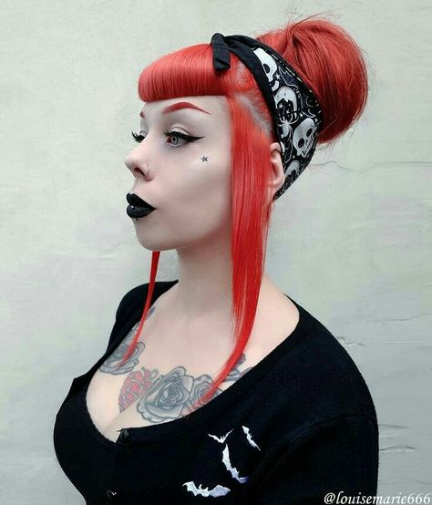 Gothabilly Aesthetic, Psychobilly Hair, Gothabilly Fashion, Betty Bangs, Psychobilly Fashion, Rockabilly Baby, 1950s Rockabilly, Baby Bangs, 2024 Goals