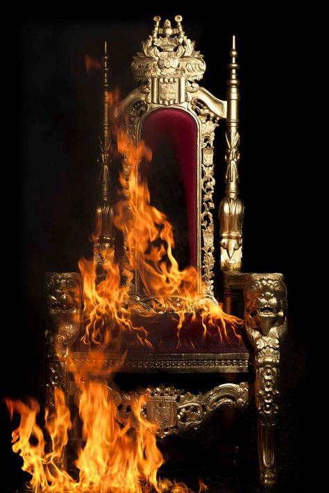 Gayle and Julia Mandle: Burning Throne (2012) Breathing Fire, Image Moto, Queen Aesthetic, Jaime Lannister, Cersei Lannister, Sebastian Michaelis, Ciel Phantomhive, Red Queen, Atticus