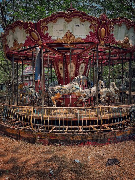 Horror Amusement Park, Old Amusement Park, Abandoned Fairground, Abandoned Carousel, Abandoned Theme Parks, Eerie Places, Abandoned Amusement Park, Old Abandoned Buildings, Yangon Myanmar