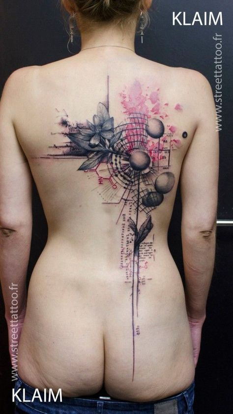 Just awesomeness! Abstract Flower Tattoos, Street Tattoo, Muster Tattoos, Spine Tattoos For Women, Geniale Tattoos, Trash Polka, 1 Tattoo, Tattoos Gallery, Abstract Tattoo