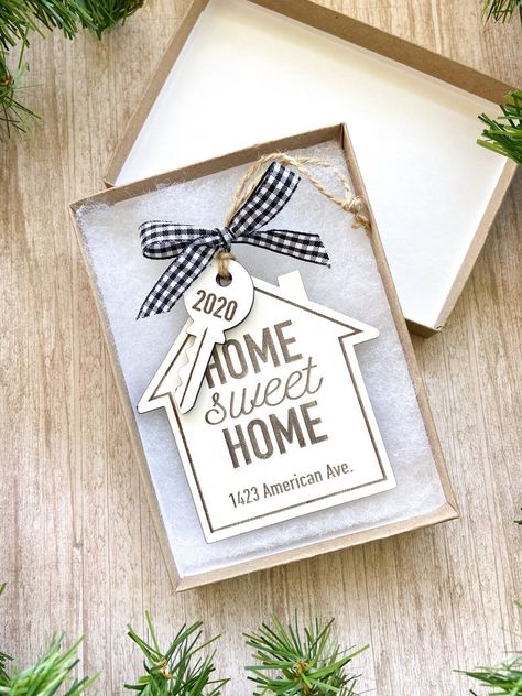 Gift For Clients, Real Estate Closing Gifts, Funny Christmas Ornaments, Realtor Closing Gifts, Custom Christmas Gifts, Gift Friend, House Ornaments, Closing Gifts, Client Gifts