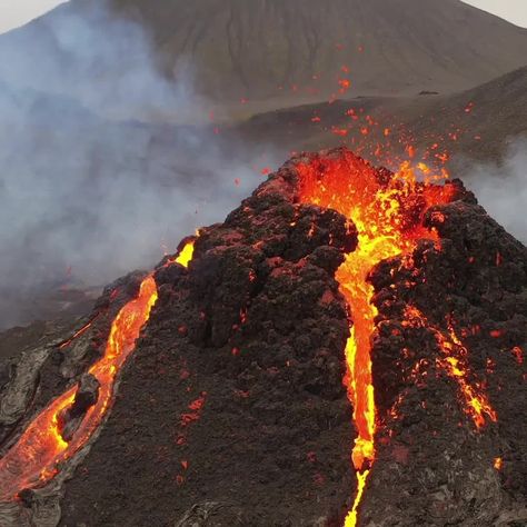 Pond5 on Instagram: “Stunning footage of the ongoing Fagradalsfjall volcano eruption on Iceland’s Reykjanes peninsula🌋 Browse more than 50 clips exclusively on…” Fagradalsfjall Volcano, Reykjanes Peninsula, Volcano Eruption, Lava Flow, Volcano, Iceland, Wood, On Instagram, Instagram