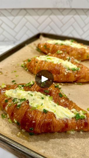 Cream Cheese Croissant Recipe, Recipes Using Costco Croissants, Costco Croissants Ideas, Korean Croissant, Dipped Croissant, Garlic Croissants, Croissant Sandwich Ideas, Costco Croissants, Savory Croissant