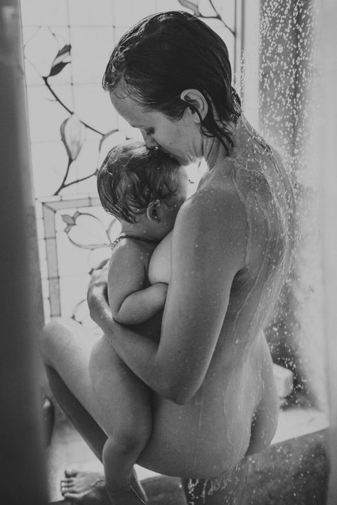 Motherhood » Danica Donnelly Photography Eyrie Castle, Raw Motherhood, Lake Castle, Fresh 48 Photos, Intimate Maternity, Nurse Photos, Mother Feeding, Winter Family Photos, Pregnant Lady