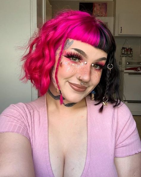 split dye, hair color, hair dye, pink hair, braids, makeup, piercing, tattoos, alt, short hair, bangs Pink Split Dye, Arctic Fox Virgin Pink, Fox Hair Color, Split Dye, Split Dyed Hair, Pink Hair Dye, Fox Hair, Arctic Fox Hair Color, Split Hair