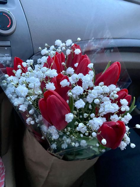 #redtulips #floweraesthetics #aesthetic Red Hoco Flowers Bouquet, Hoco Bouquet Red, Red Prom Bouquet, Red Tulips Bouquet, Dating Standards, Prom Flowers Bouquet, Red Flower Bouquet, Prom Bouquet, Gypsophila Bouquet