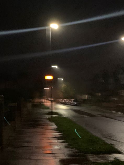 #night #rain #winter #road #streetlight #autumn #walking #walk #aesthetic #wallpaper #lights Scenery Night, Night Walking Aesthetic, Walk Aesthetic, Walking Aesthetic, Road Pictures, Aesthetic London, Rainy Day Aesthetic, Night Rain, Night Walk