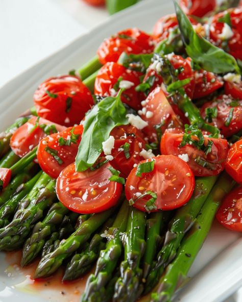 Cold Asparagus Salad With Tomatoes Cold Asparagus, Salad With Dressing, Copycat Drink Recipes, Velveeta Recipes, Cook Asparagus, Healthy Spring Recipes, Campbells Soup Recipes, Homemade Vinaigrette, Salad With Tomatoes