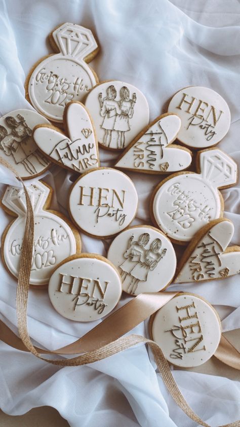 Hen Do Biscuits, Hen Party Cookies, Hen Party Biscuits, Hen Do Cookies, Hens Party Cookies, Hen Do Cake, Ginger Ray, Individual Cakes, Bride Shower