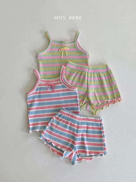 Shop Trendy Korean Clothing Online at KKAMI.nl - KKAMI Kidswear Fashion, Korean Baby, Rainbow Top, Baby Wishlist, Body Con Dress Outfit, Korean Babies, Baby Fits, Korean Clothing