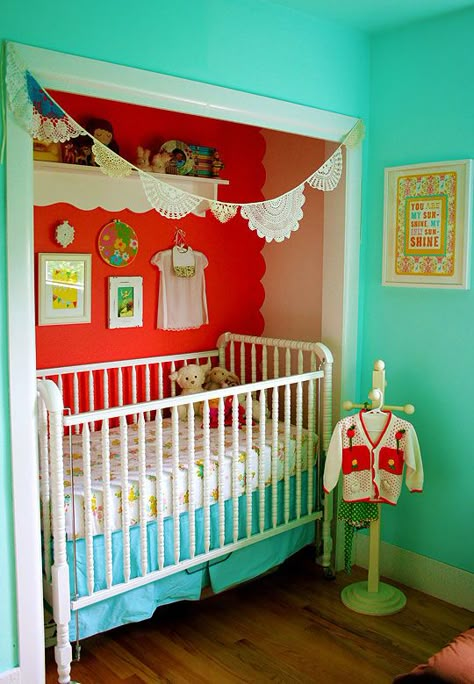 I'm in love with this blogger's use of a small space. It's a 95 Sq. Ft. room: for 3 children! More photos here: http://www.apartmenttherapy.com/tour-room-tour-147751 Crib In Closet, Small Nursery Decor, Converted Closet, Closet Conversion, Nursery Nook, Kids Rooms Shared, Children Room Boy, Small Nurseries, Boy Girl Room